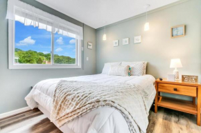 Soothing Oceanfront Haven with Parking